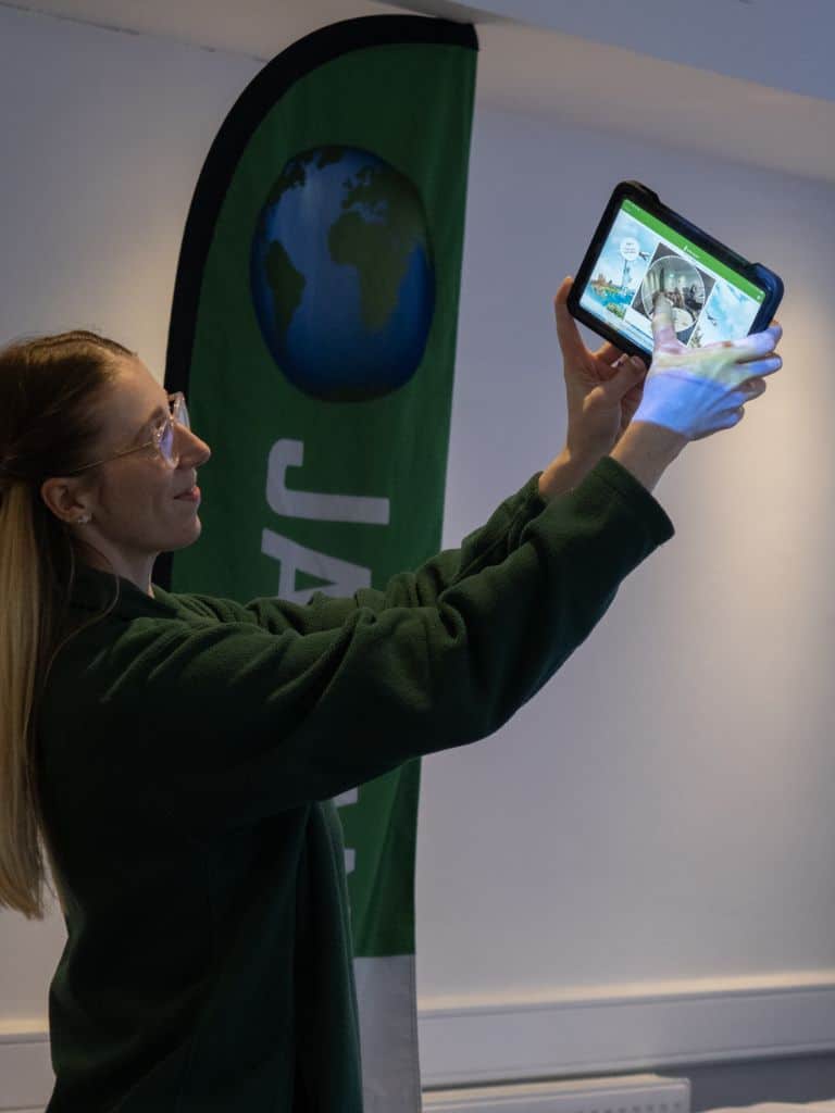 Around the World in 80 Minutes