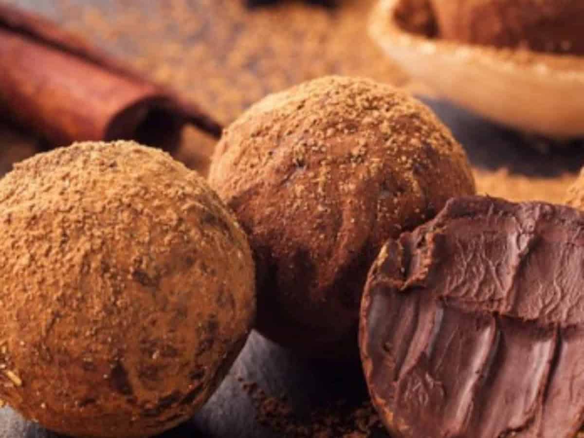 Christmas Chocolate Making